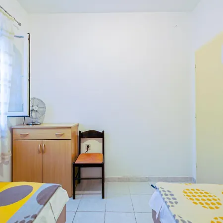 Apartment Naki - Terrace & Free Parking