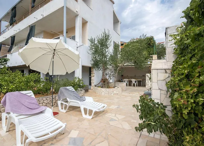Apartament Naki Slatine