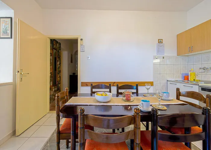 Naki Apartament Slatine